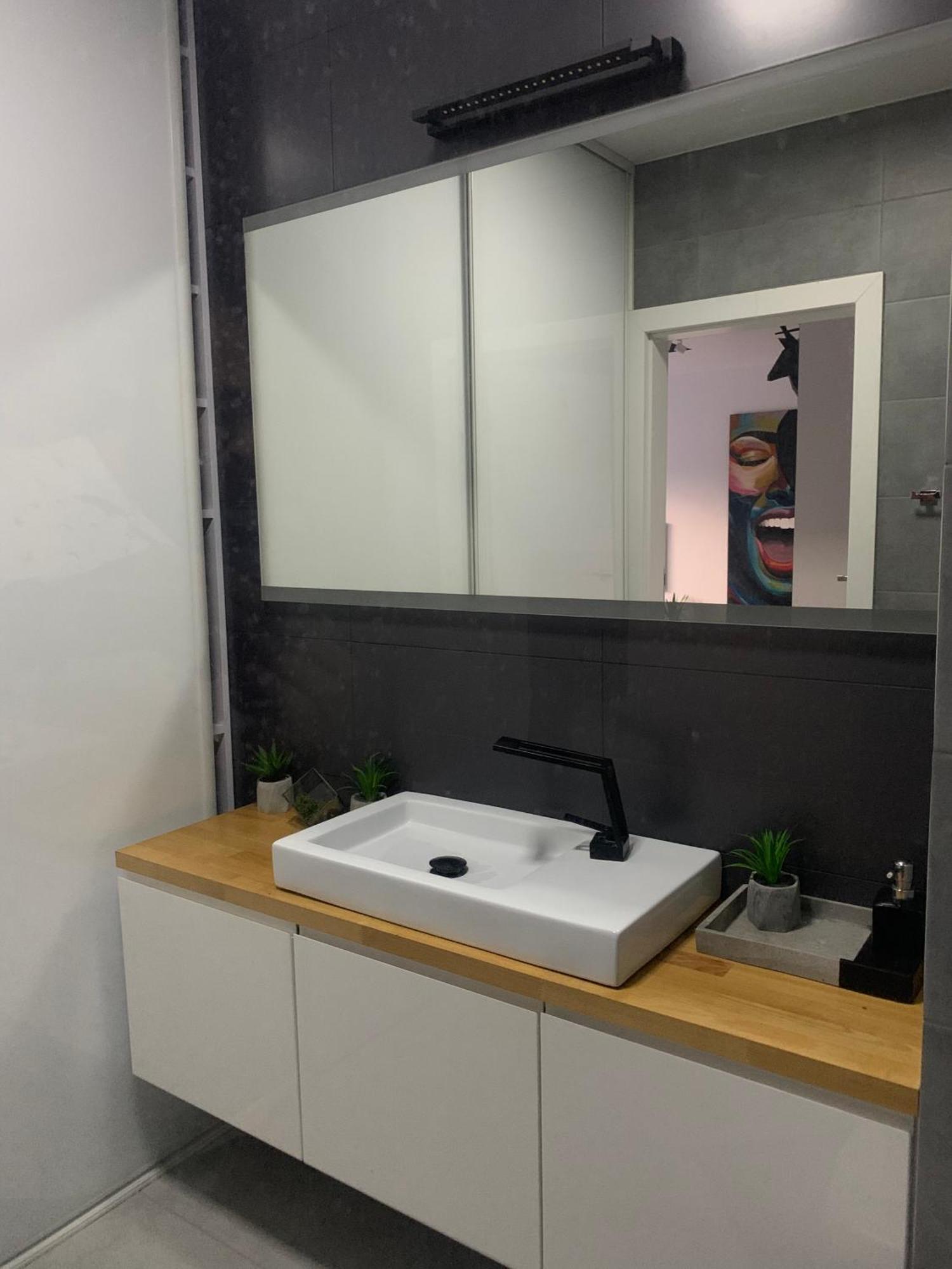 Ekskluzywny Penthouse Z Ogrodem W Centrum Lodzi المظهر الخارجي الصورة